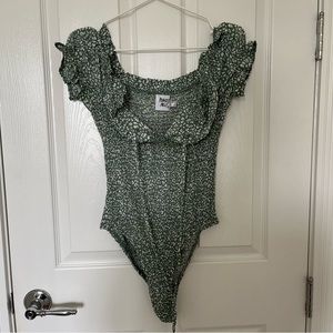 Princess Polly Bodysuit Size 6